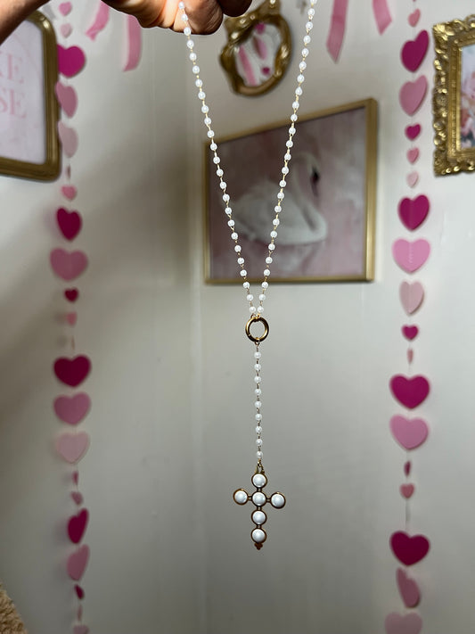Graceful Pearl Necklace